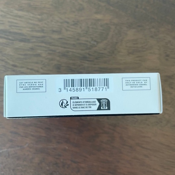 SOLD CHANEL LUMIÈRE DE L’OCÉAN Illuminating Powder - Picture 10 of 10